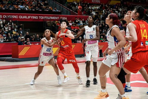 女篮巴黎奥运首胜，闪耀奥运舞台的荣耀时刻