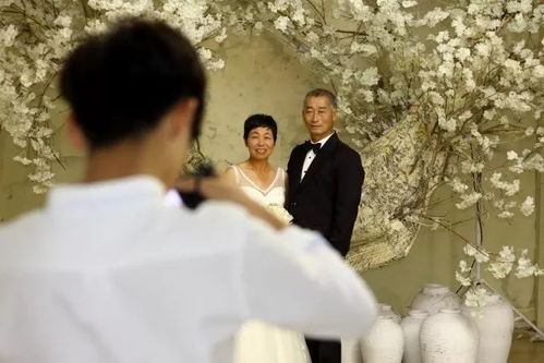 黄一鸣晒婚纱照，爱情与梦想的绽放时刻