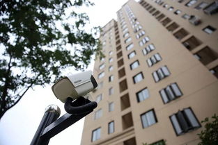 被高空抛物砸断脚趾，警示与反思