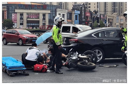 摩托闯高速被扔锥桶，一场意外的交通事件与反思