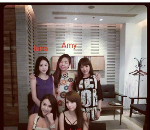 网红去世，妻子忙带货，网络时代的情感与利益交织