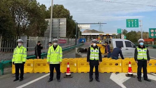 富锦交巡警网，守护城市交通安全的数字化先锋