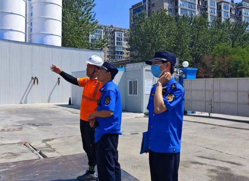 城管公务员，城市秩序的守护者