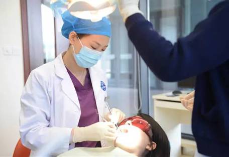 洗牙医保政策全解析，你的口腔健康是否能得到保障？