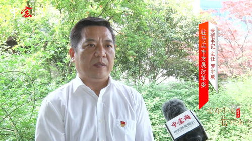 城市的面孔，路边广告牌背后的文化与经济