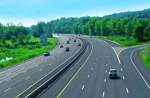 2018年国庆假期高速免费通行全解析，出行规划与注意事项