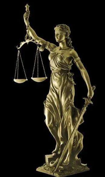 双重犯罪标准，正义的天平如何平衡？