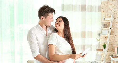 现代婚姻中的AA制，平等与挑战并存