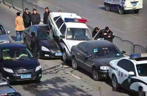 深入解析高速连环追尾事故，原因、预防与应对策略