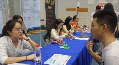 大学生入伍，机遇与挑战并存