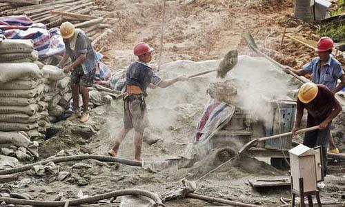 城市之光，农民工的生存现状与社会融合之路