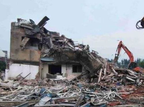 什么是钉子户？揭秘城市拆迁中的坚守者与解决之道